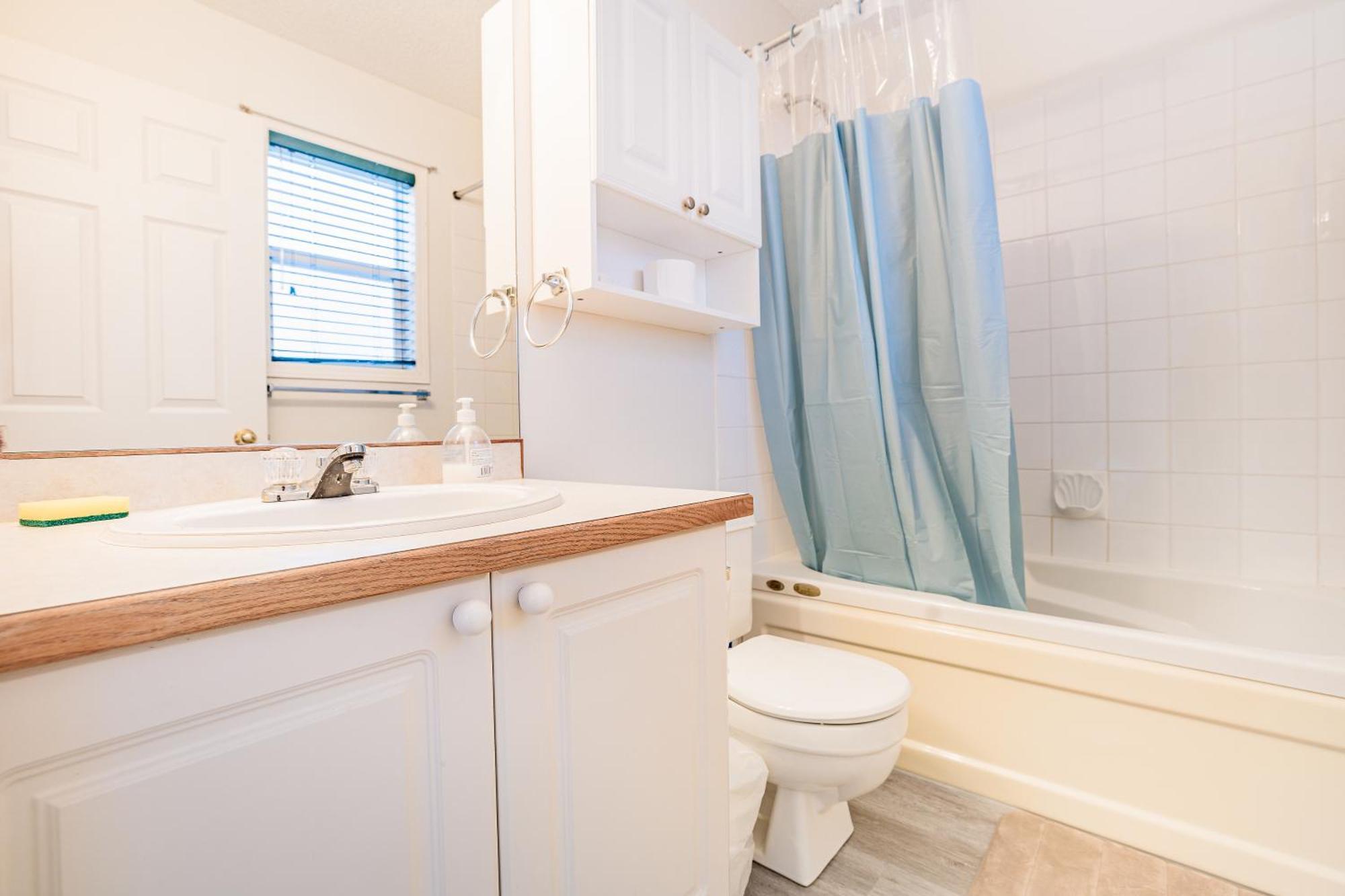 Main Floor Suite, 3 Bdr, 4Bd Spacious And Cozy YYC Exteriér fotografie